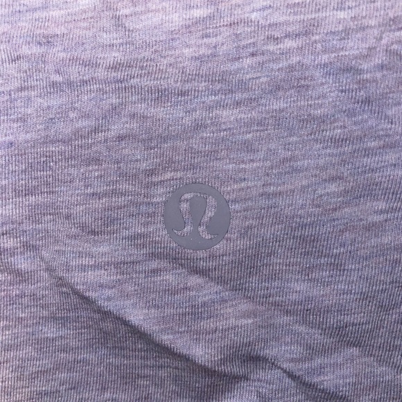 lululemon Cropped Athletic Top - Picture 3 of 3
